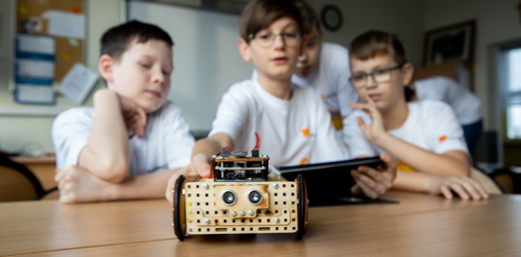 Konrad Ciesiołkiewicz prezesem Fundacji Orange