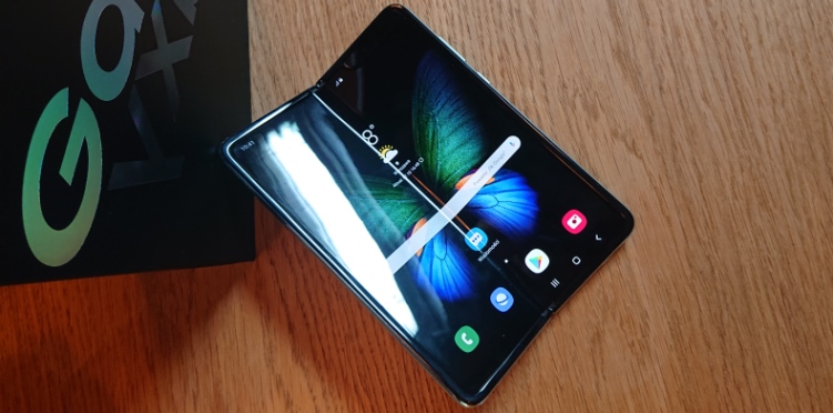 Składany smartfon, czyli Samsung Galaxy Fold do kupienia w Orange