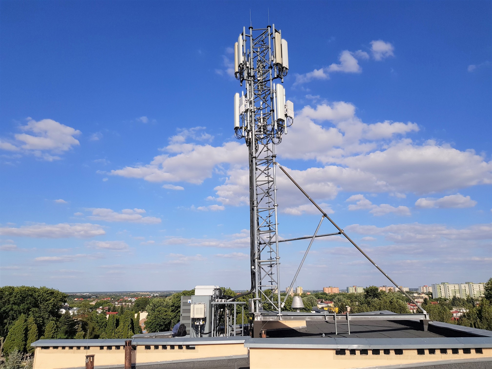 Rozpoczęliśmy testy 5G w Lublinie. Orange Polska i Nokia uruchomiły w mieście sieć 10 stacji bazowych