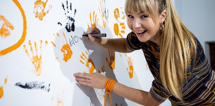 Ania Guzik w #jestnaswiecej, Pracownia Orange w Jurczycach