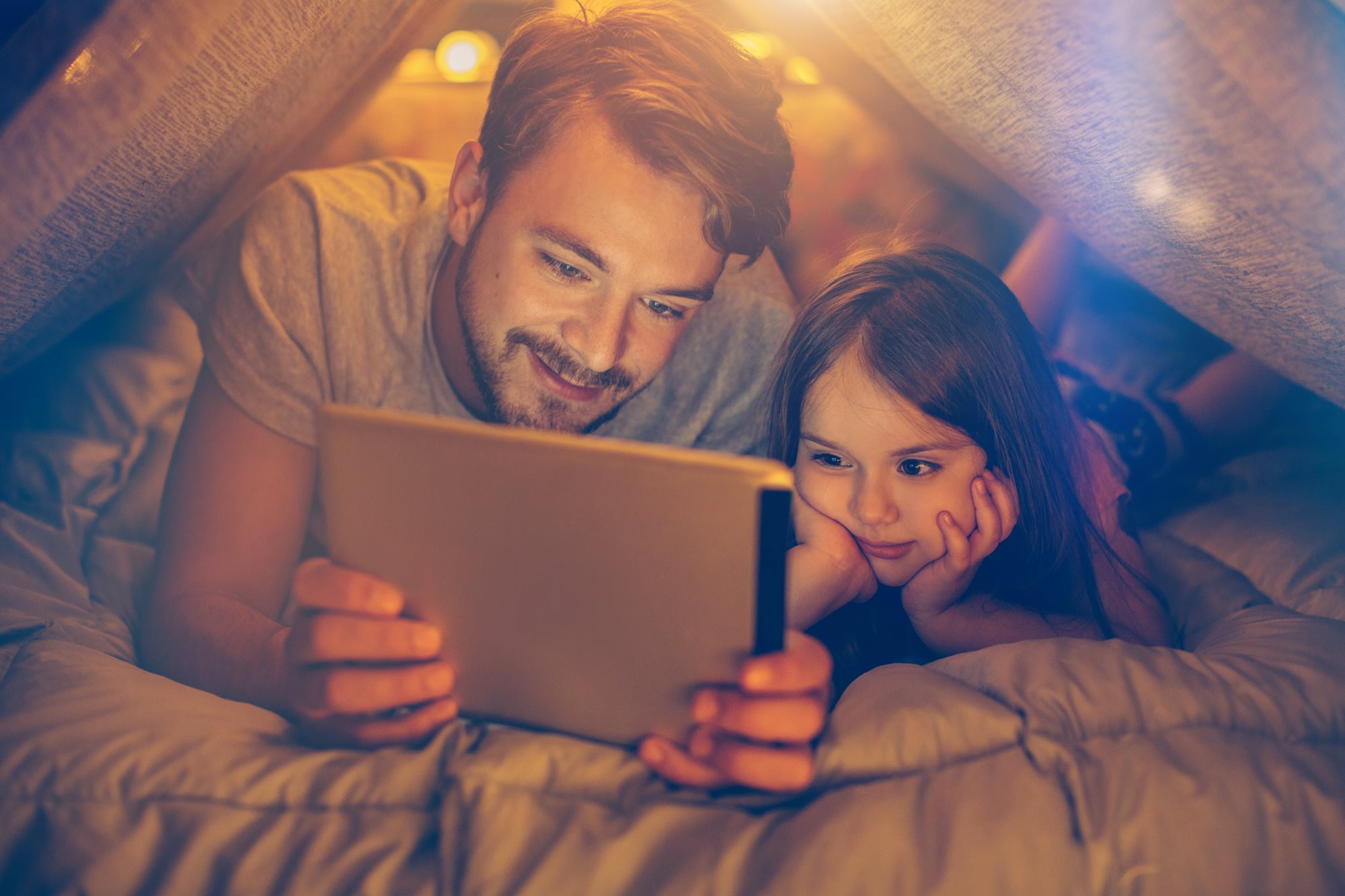 Jak dbać o umiar w używaniu technologii w czasie pandemii? Ruszają webinaria dla rodziców.