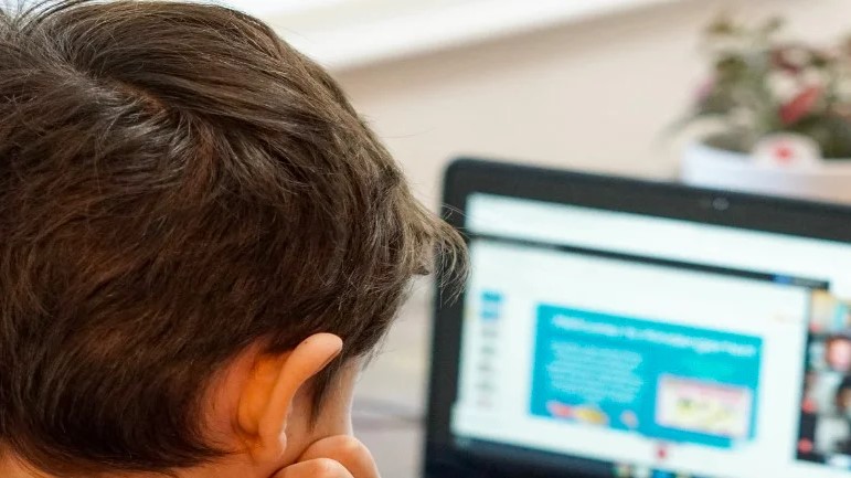 Szkoła online dla dzieci z Ukrainy