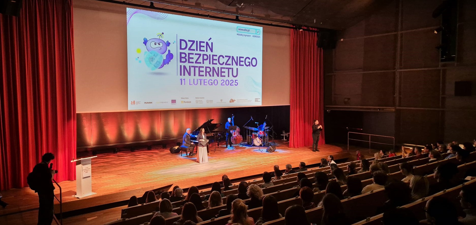 Niech każdy dzień w Internecie będzie bezpieczny