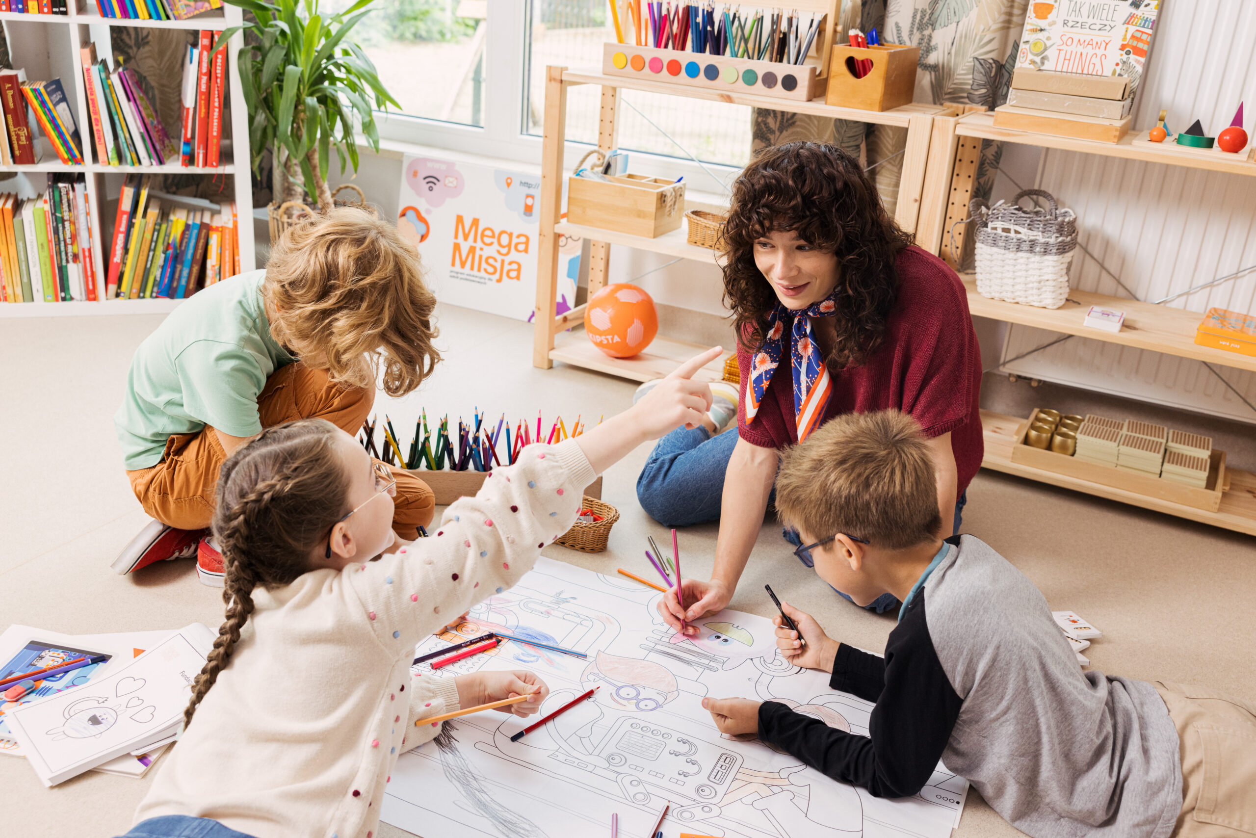 Krok po&nbsp;uważność – rusza nabór zgłoszeń szkół i&nbsp;przedszkoli do&nbsp;programu MagaMisja Fundacji Orange