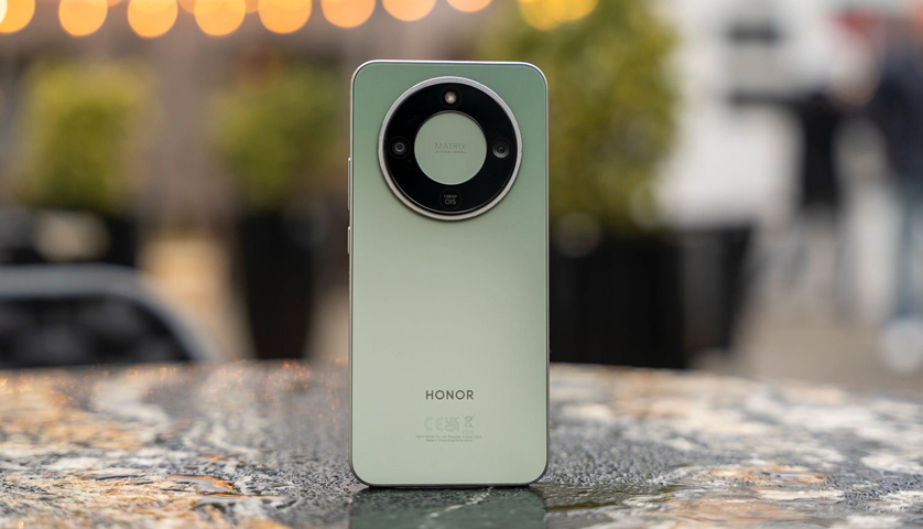 Najnowsza seria HONOR Magic8 w&nbsp;Orange