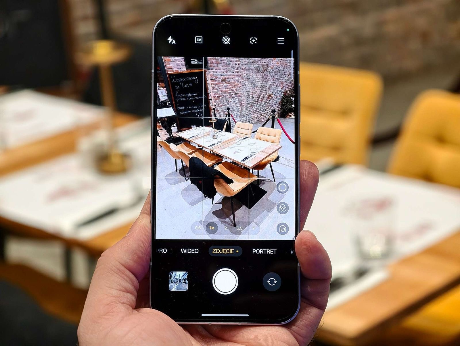 Premierowy OPPO Reno 15 5G z&nbsp;bonusem